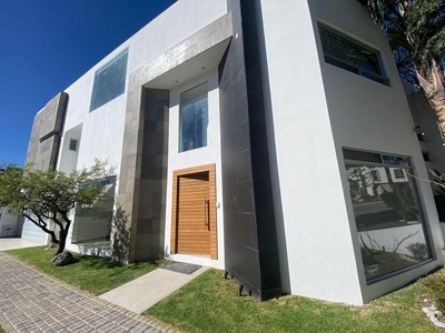 Casas en venta - 206m2 - 3 recámaras - Lomas de Angelópolis - $6,350,000