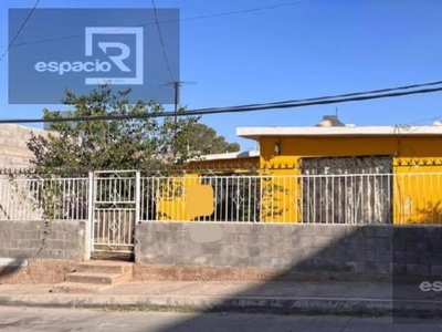 Casas en venta - 400m2 - 6+ recámaras - Anexo Barbarita - $1,650,000