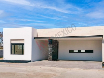 Casa nueva en venta de una planta, Las Trojes Residencial, Torreón, Coahuila