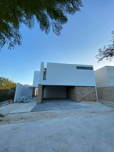 Casa En Venta En Kinish Residencial En Cholul