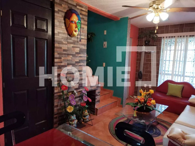 Encantadora Casa Amueblada Con Alberca En Tezoyuca, Morelos, 77951