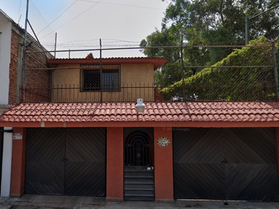 Venta De Casa Cerca De Metro El Rosario ¡ Regalando Experiencias Para Toda La Vida!