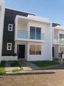 Se vende casa nueva en Irapuato Gto. 2 plantas