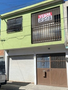 Amplia Casa Centrica con 4 recamaras en San Luis Potosi