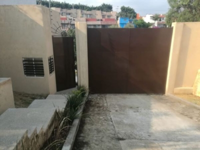 Casa Comercial en Lomas de Zompantle Cuernavaca - VEM-721-Cc