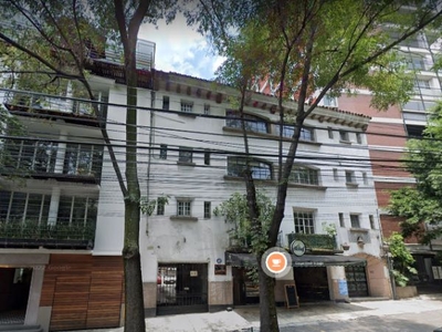 CASA EN VENTA EN COL. POLANCO, MIGUEL HIDALGO.