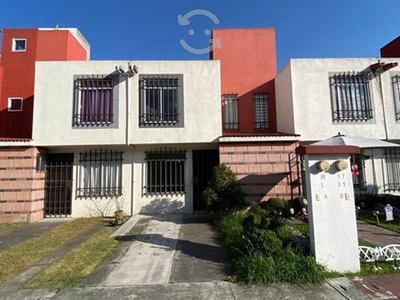 Casa en venta en San Nicolás Tolentino 2 recámaras