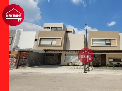 Renta Casas En Metepec Con Alberca Techada Y Roof Garden Anuncios Y Precios  - Waa2