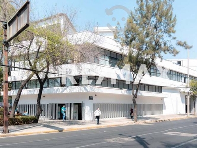 SE RENTA EDIFICIO 