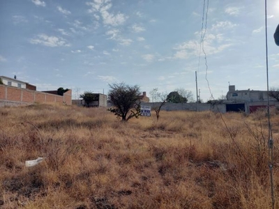 Terreno en venta en nuevo Apapataro, entre Queretaro y Huimilpan