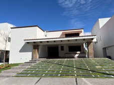 casa en venta en el campestre