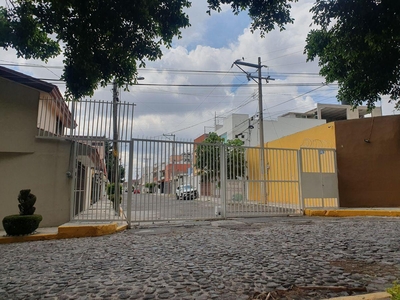 Doomos. Casa en Renta en Zona de los Fuertes