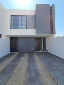 Casa nueva en venta en Residencial Mayorca, 3 recámaras, León Gto.
