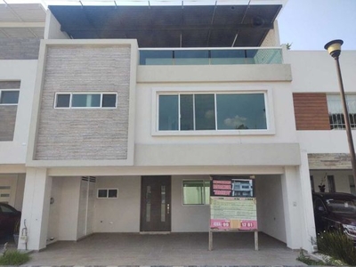 VENDO CASA NUEVA $5,250,000 SAN PEDRO CHOLULA PUEBLA FRACCIONAMIENTO ARBORETO