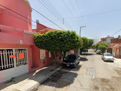 Casa En Remate Bancario En Av Laurel , Fracc Vergel , Tuxtla, Gutierrez, Chiapas -ngc