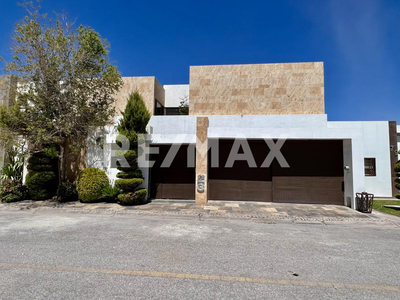 Casa En Venta En Rincón San Ángel