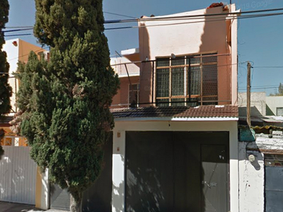 Casa en venta Avenida Valle Del Yang Tsé, Aragon, Valle De Aragón, Nezahualcóyotl, México, 57100, Mex
