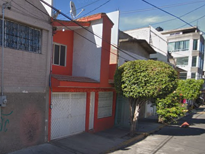 Casa en venta Calle Bellas Artes 64, Metropolitana 2da Sección, Nezahualcóyotl, México, 57740, Mex