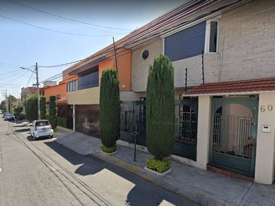 Casa en venta Calle Cruz Del Centurión 64, Lomas Verdes, Santa Cruz Del Monte, Naucalpan De Juárez, México, 53110, Mex