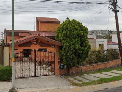 Casa en venta Calle Del Pinzón 115, Fraccionamiento Las Alamedas, Atizapán De Zaragoza, México, 52970, Mex