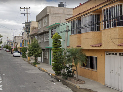 Casa en venta Calle Escalerillas 46, Metropolitana 1ra Sección, Nezahualcóyotl, México, 57730, Mex