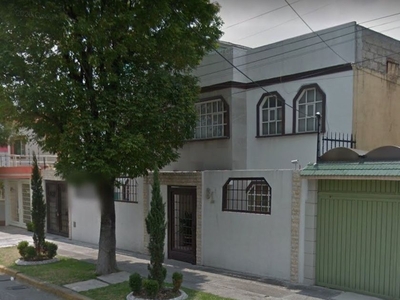 Casa en venta Calle Fernando González Roa 5, Satélite, Fraccionamiento Ciudad Satélite, Naucalpan De Juárez, México, 53100, Mex