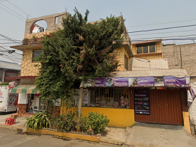 Casa en venta Dulcería Chelis, Avenida 4ta, Virgencitas, Nezahualcóyotl, México, 57300, Mex