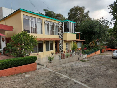 Casa En Bonito Condominio En Col. Analco, Cuernavaca Morelos.