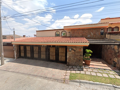 Casa En Venta En Lomas 3ra Sección San Luis Potosí ¡remate Bancario! Jc-bet002