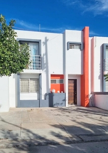 Doomos. Casa en condominio en San José de Pozo Bravo