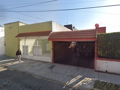 Oportunidad Única! Casa En Remate En La Col. Jardines De San Manuel, Puebla A0512