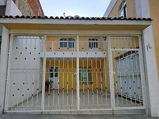 Casa en venta con recámara y baño completo en planta baja en Balcones de la Cantera Zapopan