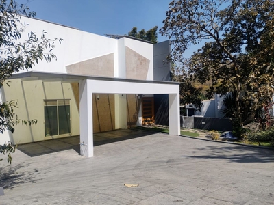 Casa en Venta Dentro de Fraccionamiento Cañadas Residencial, Zapopan