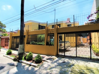 Casa en Venta en La Distinta Colonia Altamira, Zapopan, Jalisco