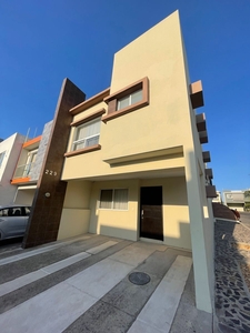 Casa en Venta en Residencial Altavista