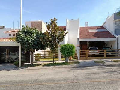 Casa en venta en cd bugambilias, Zapopan, Jalisco