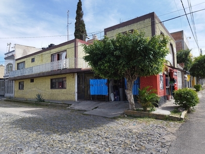 Casa en Venta en esquina Lomas del Camichin,Tonalá,Jal.