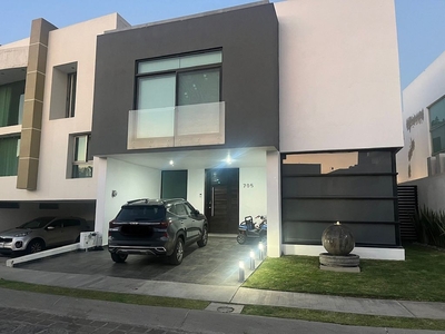 Casa en venta en fraccionamiento la rioja, Tlajomulco de Zúñiga, Jalisco