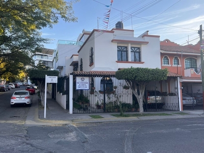 Casa en venta en fraccionamiento residencial revolución, Tlaquepaque, Jalisco