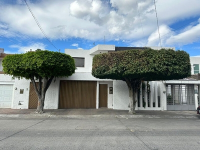 Casa en venta en paseos del sol, Zapopan, Jalisco