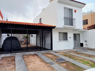 Casa en Venta, La Norial Residencial, Zapopan