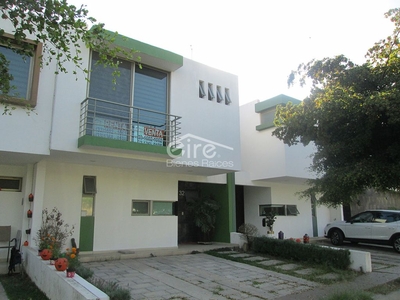 Casa en Venta – Residencial Sorrento, Tlajomulco de Zúñiga, Jalisco.