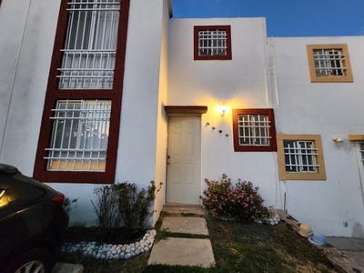 CASA EN VENTA RINCONADA DE LAS FUENTES SATELITE