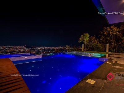 Casa panoramica de lujo con alberca en venta el palomar