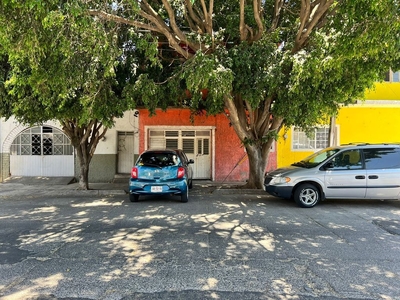 Casa venta Lindavista Tlaquepaque $ $2,000,000