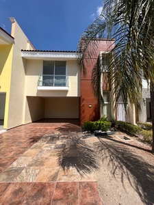 Hermosa Casa en el Manantial, Tlajomulco