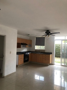 OPORTUNIDAD RESIDENCIA EN VENTA LORETO REMODELADA JUNTO A PUNTO SUR