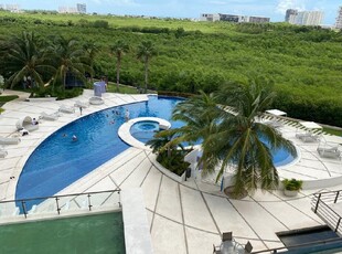 Doomos. Departamento en Be Towers Puerto Cancun