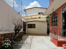 AHUATEPEC - CASA SOLA CON 2 BUNGALOWS - CESION DE DERECHOS $1,550,000.00