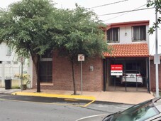 Casa en venta en Contry Los Naranjos zona sur Monterrey